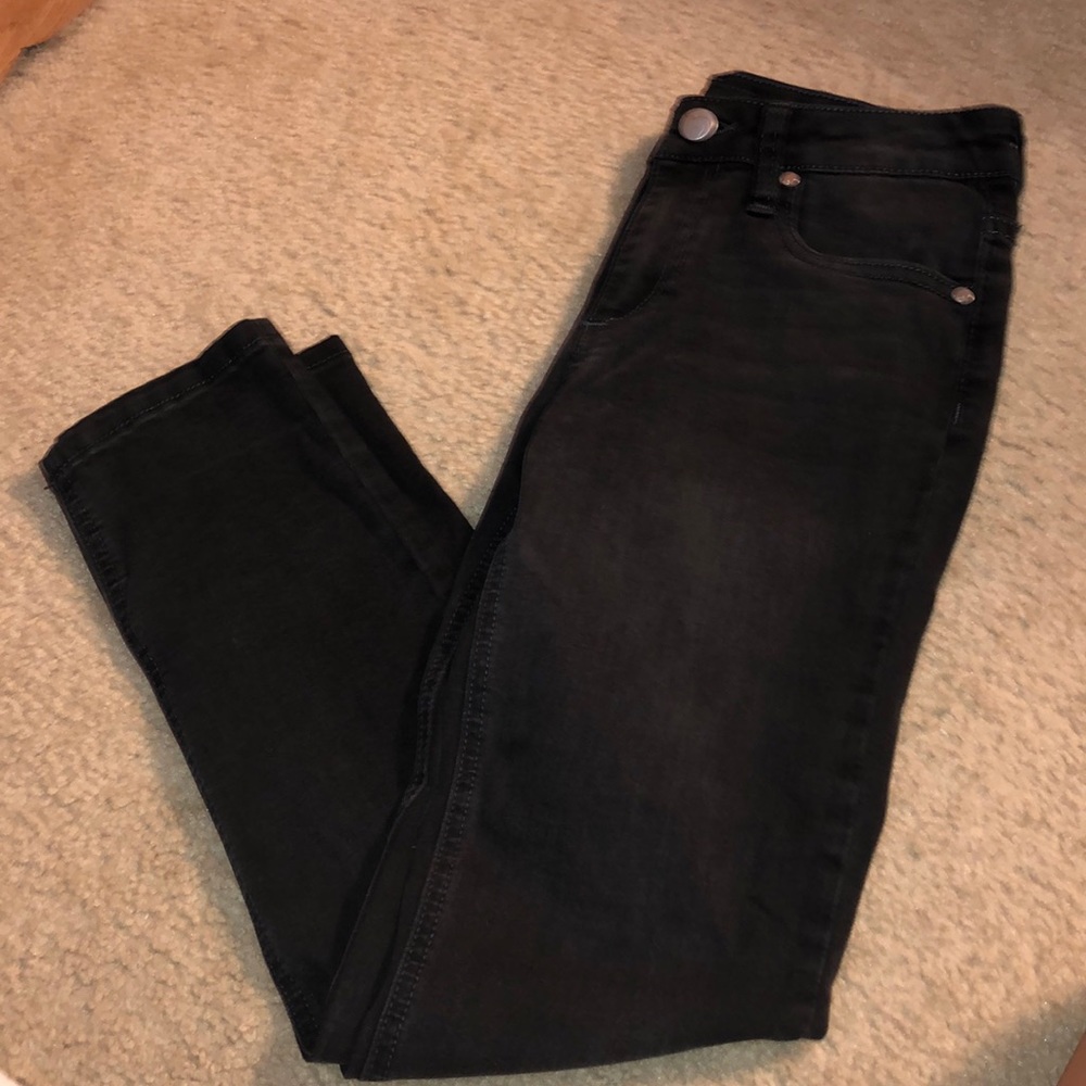 Joes Jeans. Black. Size 8